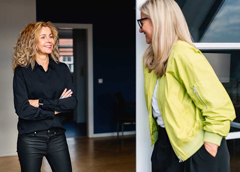 Nicole&Claudia -Outplacement solutions